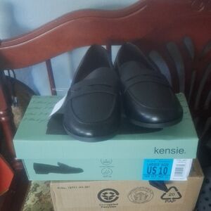 Kensie Black Leather Slip-On Loafers